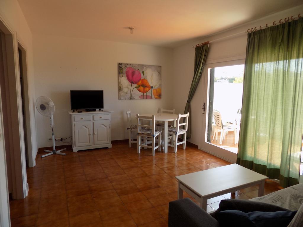 Apartamentos Encanto Del Mar Cala Galdana  Exterior photo